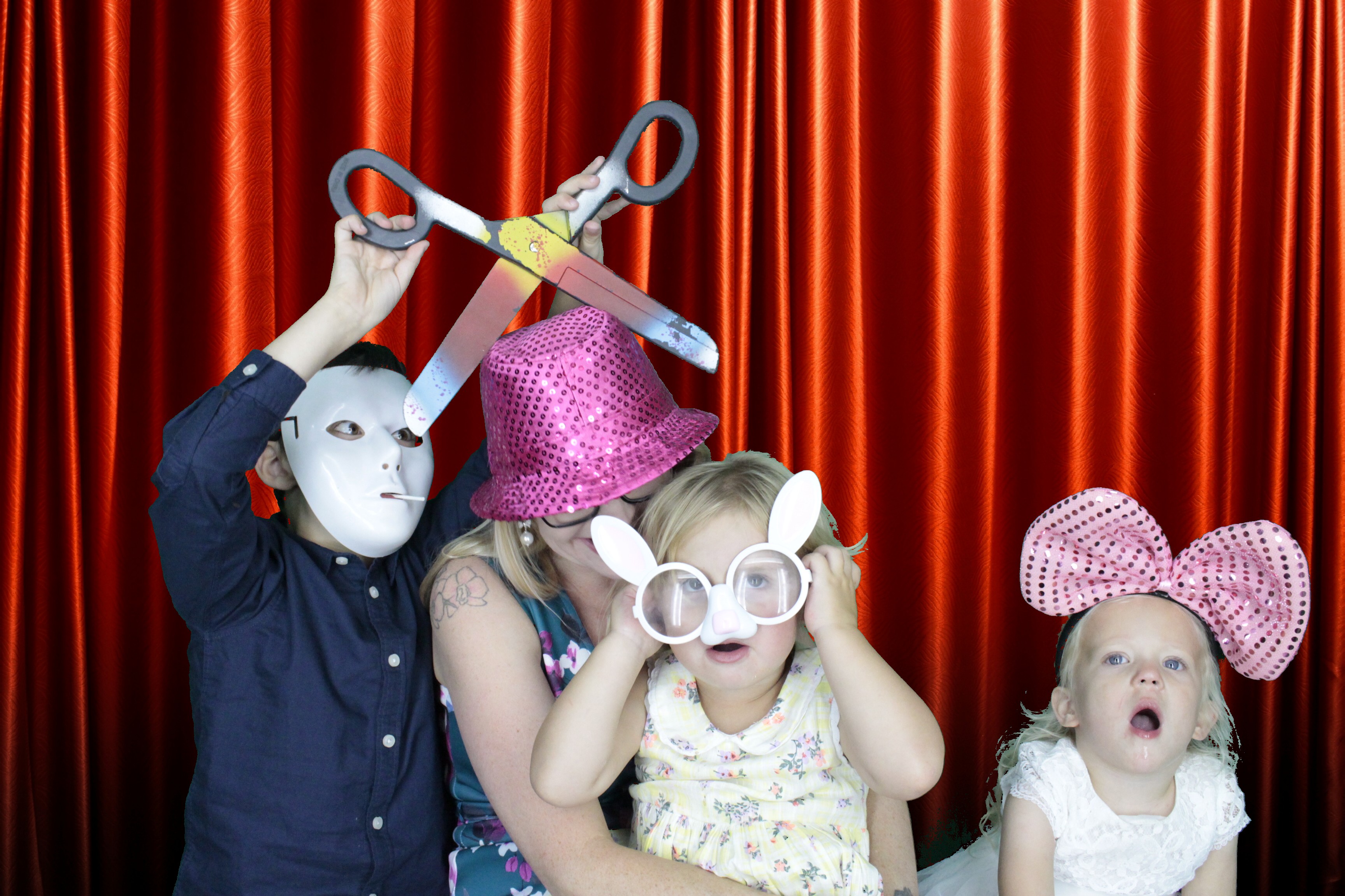 Katie and Jons Wedding | View more photos from the event at gallery.myphotoboothexperience.co.uk/u/MyPhotoBoothExperienceLtd/Katie-and-Jons-Wedding